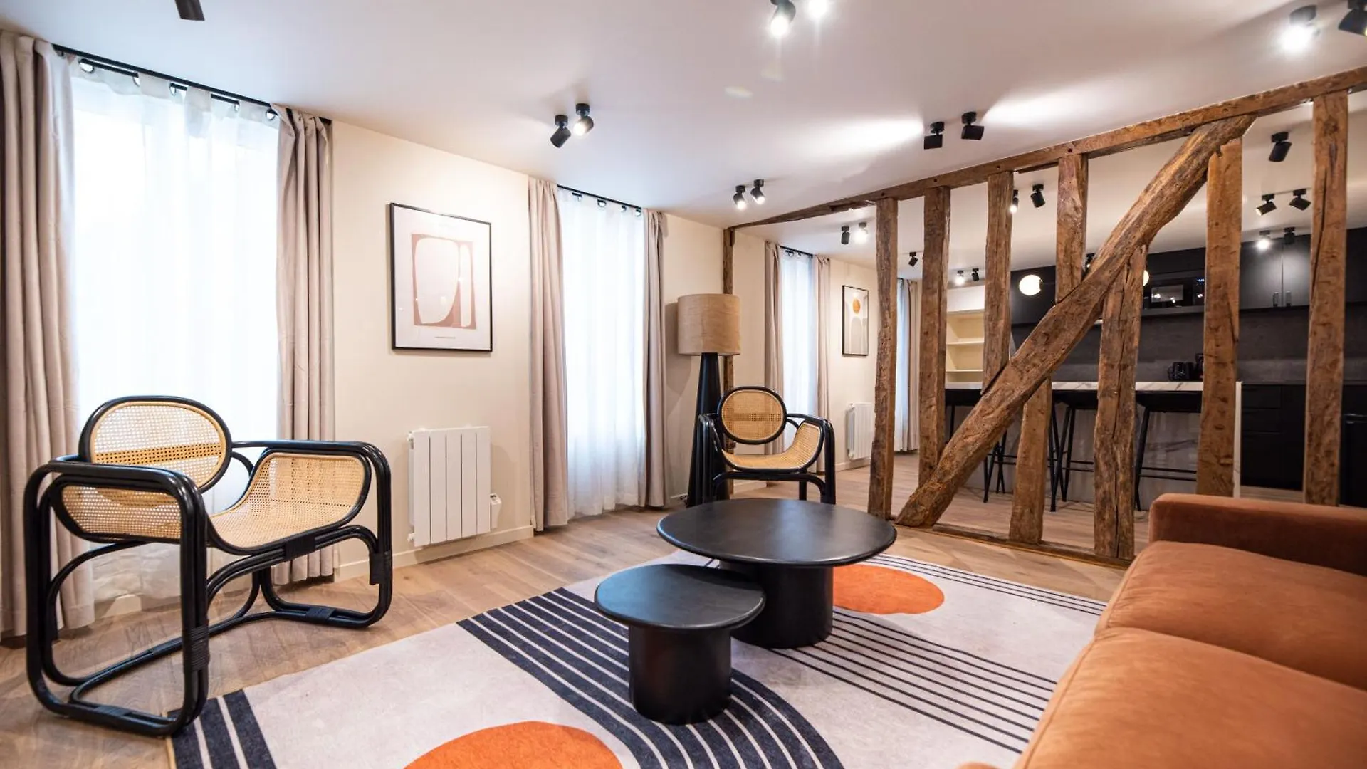 Cia - Home On Grands Boulevards Paris Apartment