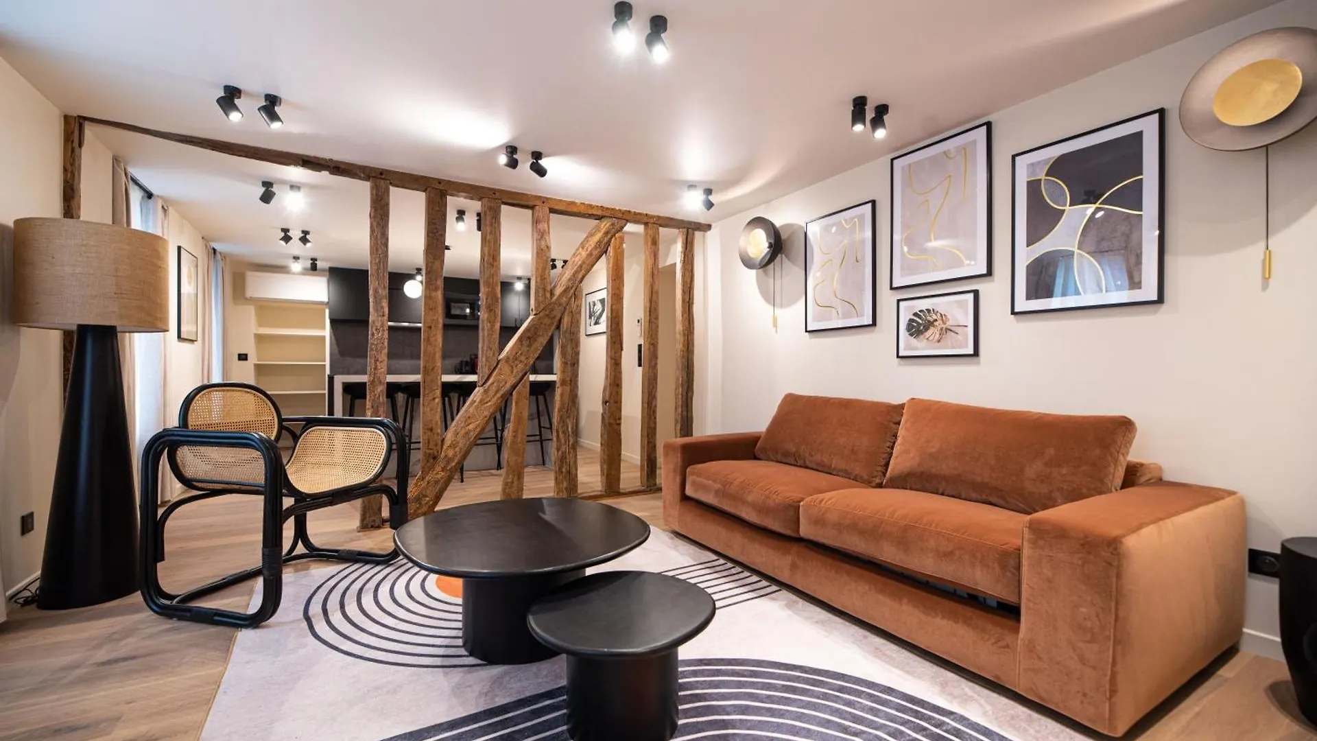 Cia - Home On Grands Boulevards Paris