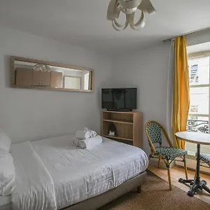 Appartement French Typical, Paris